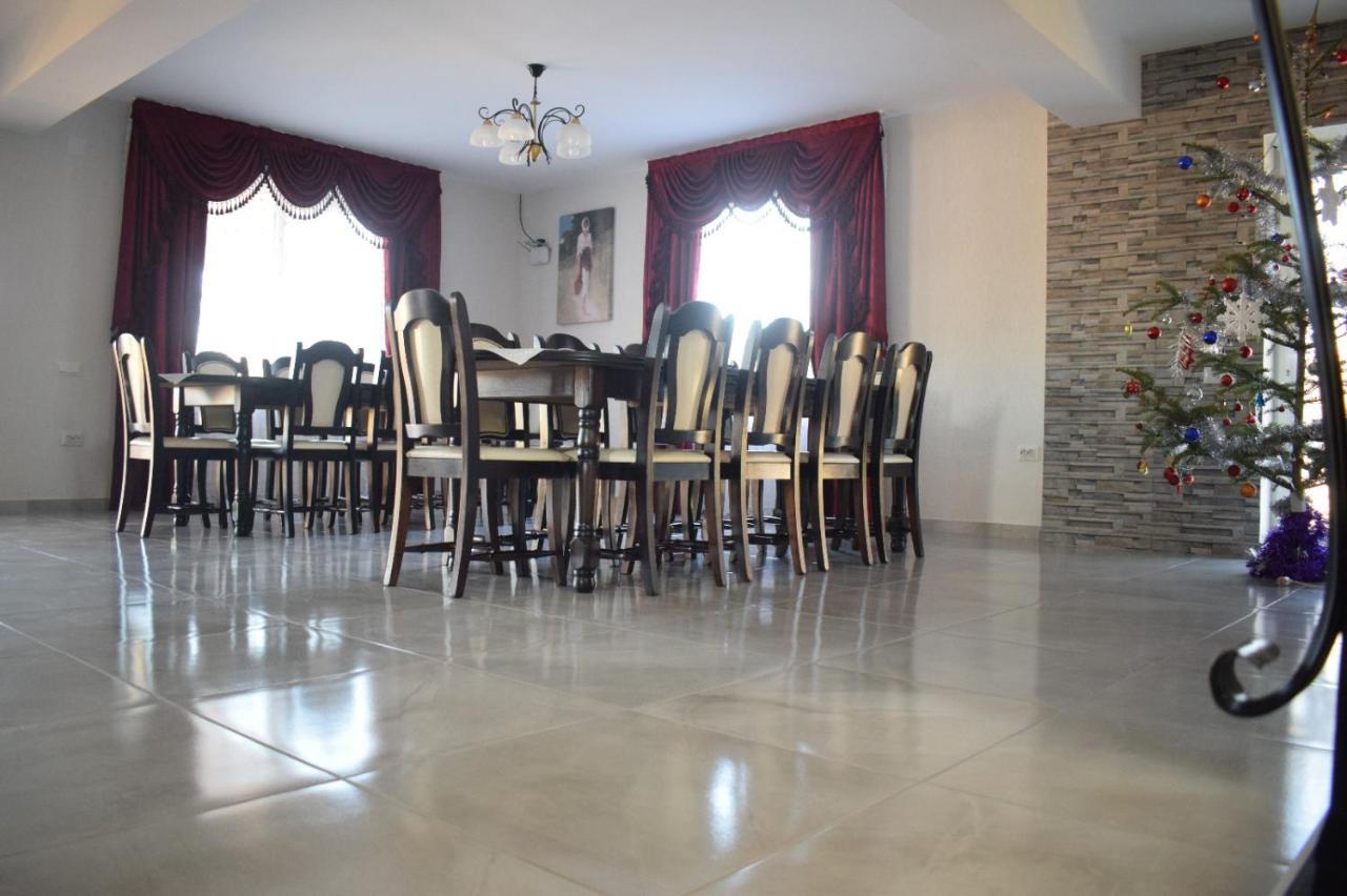 Casa Dumitru Hotel Cerasu Luaran gambar